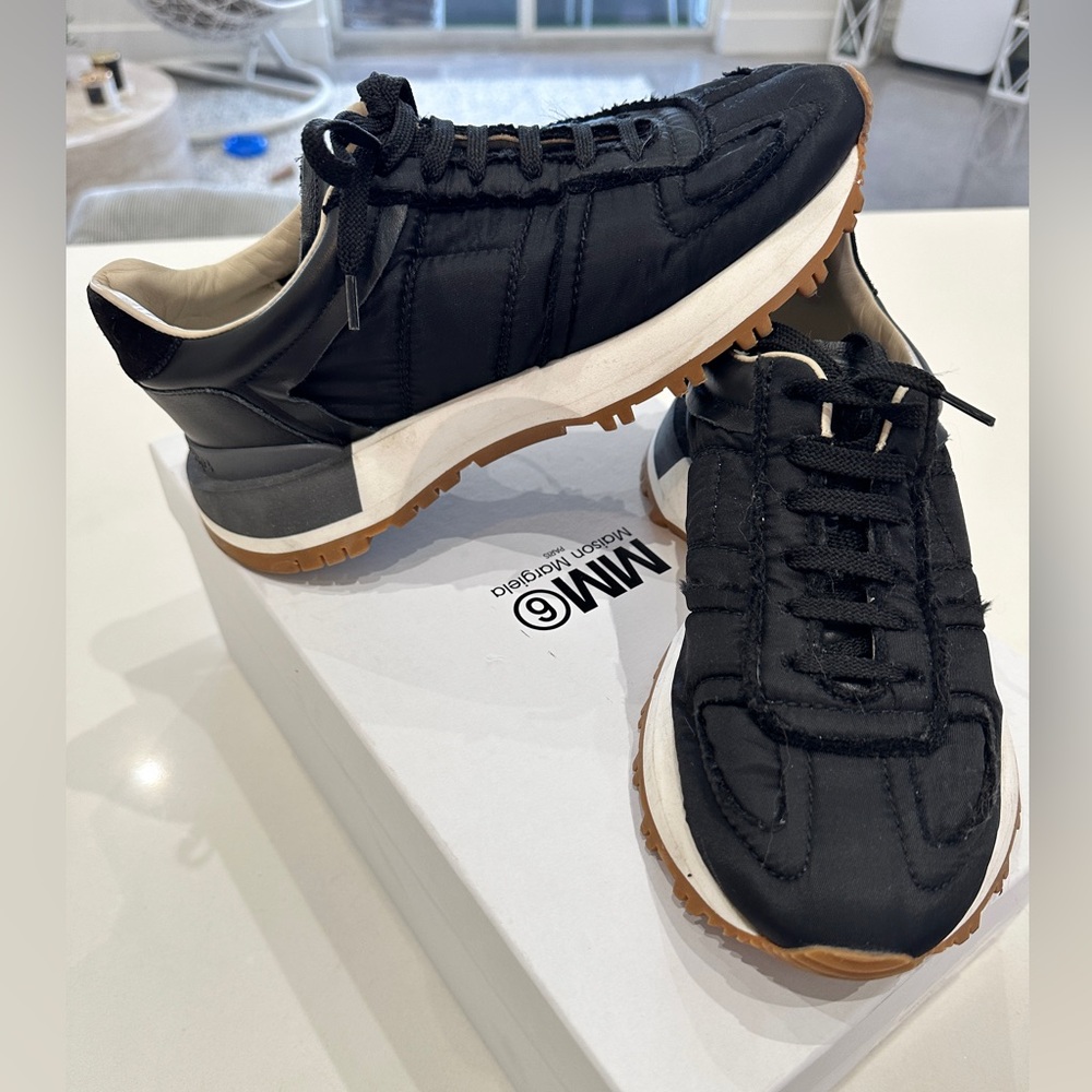 Maison Margiela Runner Evolution 7.5 - image 1